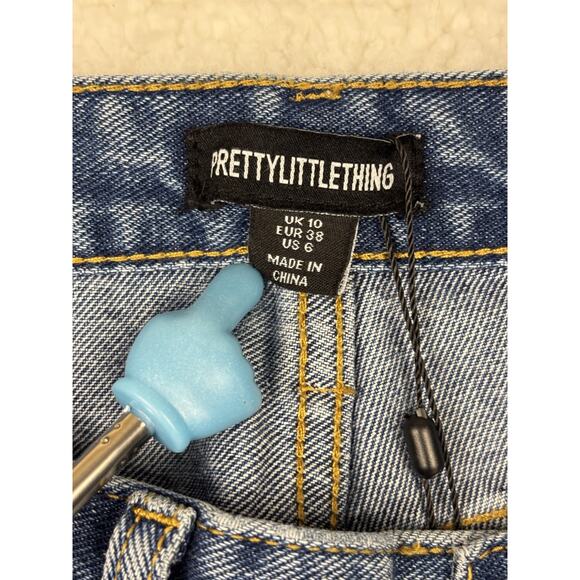 Pretty Little Thing Women’s Blue Split Hem Straight Leg Jeans Sz 6 NWT - Picture 6 of 9